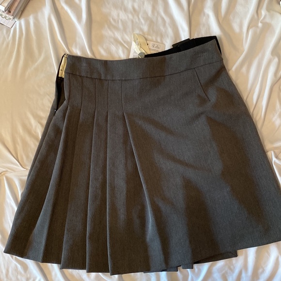 NEW Merci Italia Lead/Gray Pleated Mini Skirt - Picture 6 of 6